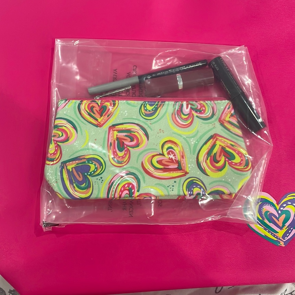 Clinique samplers and beach tote bag